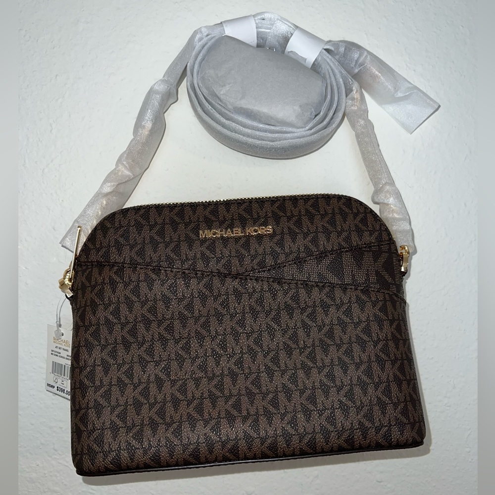 *Brand New* Michael Kors crossbody